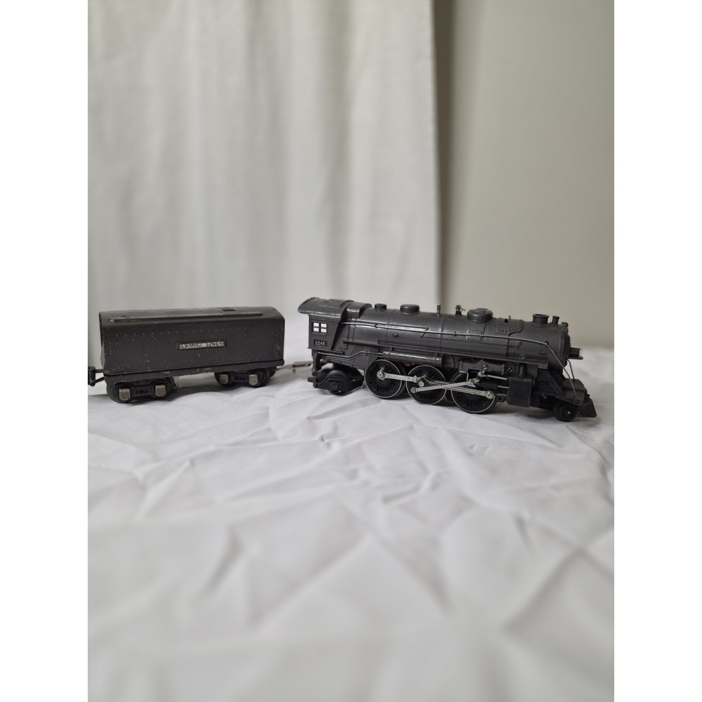 Lionel #224E Steam Locomotive with  #2466WX Whistle Tender No O /Boxes C-6